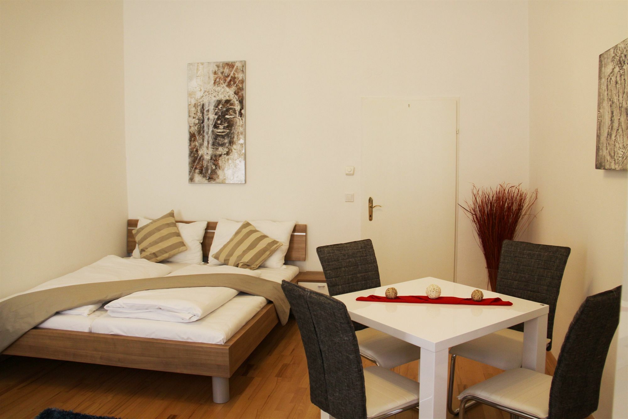 Checkvienna Apartment Khunngasse Bagian luar foto